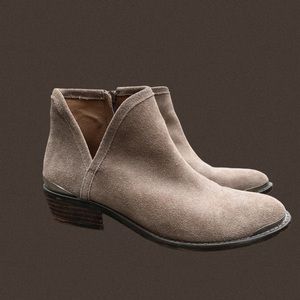 LUCKY BRAND WOMENS SUEDE ANKLE BOOTIES